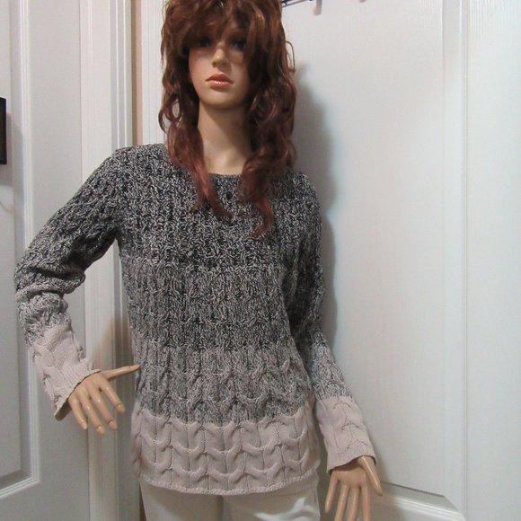 Ladies size Medium Cotton Sweater - Picture 1 of 8
